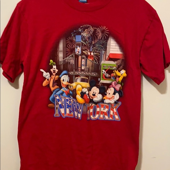 Disney Other - Disney Store New York Tshirt